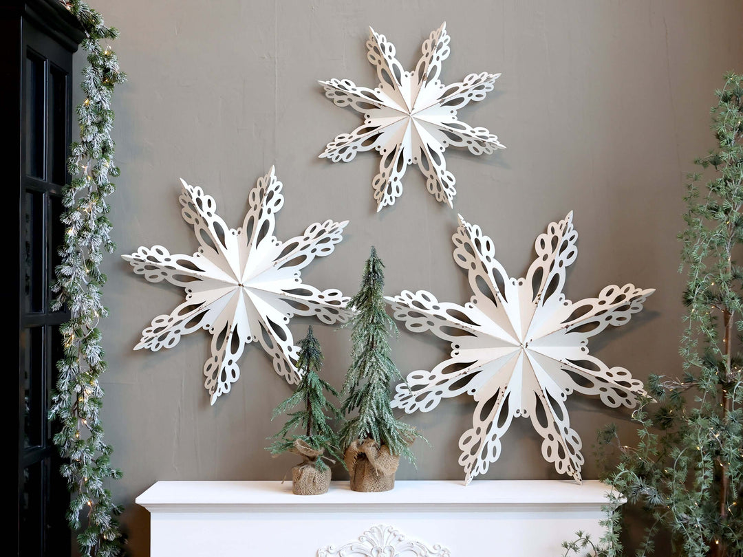 Antique White Snowflake Wall Decoration