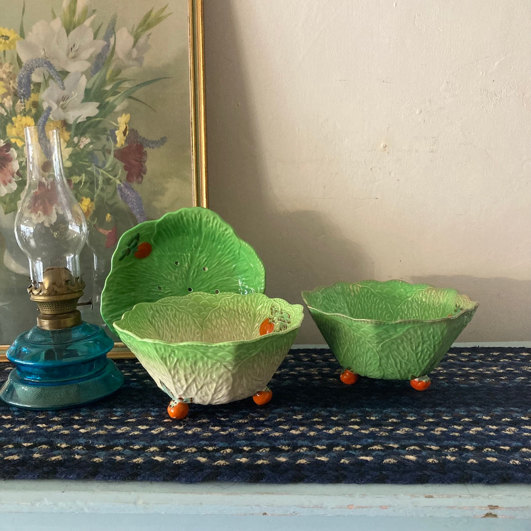 Vintage Beswickware lettuce leaf bowls with tomato accents, perfect for cheerful home decor. Source for the Goose Devon.