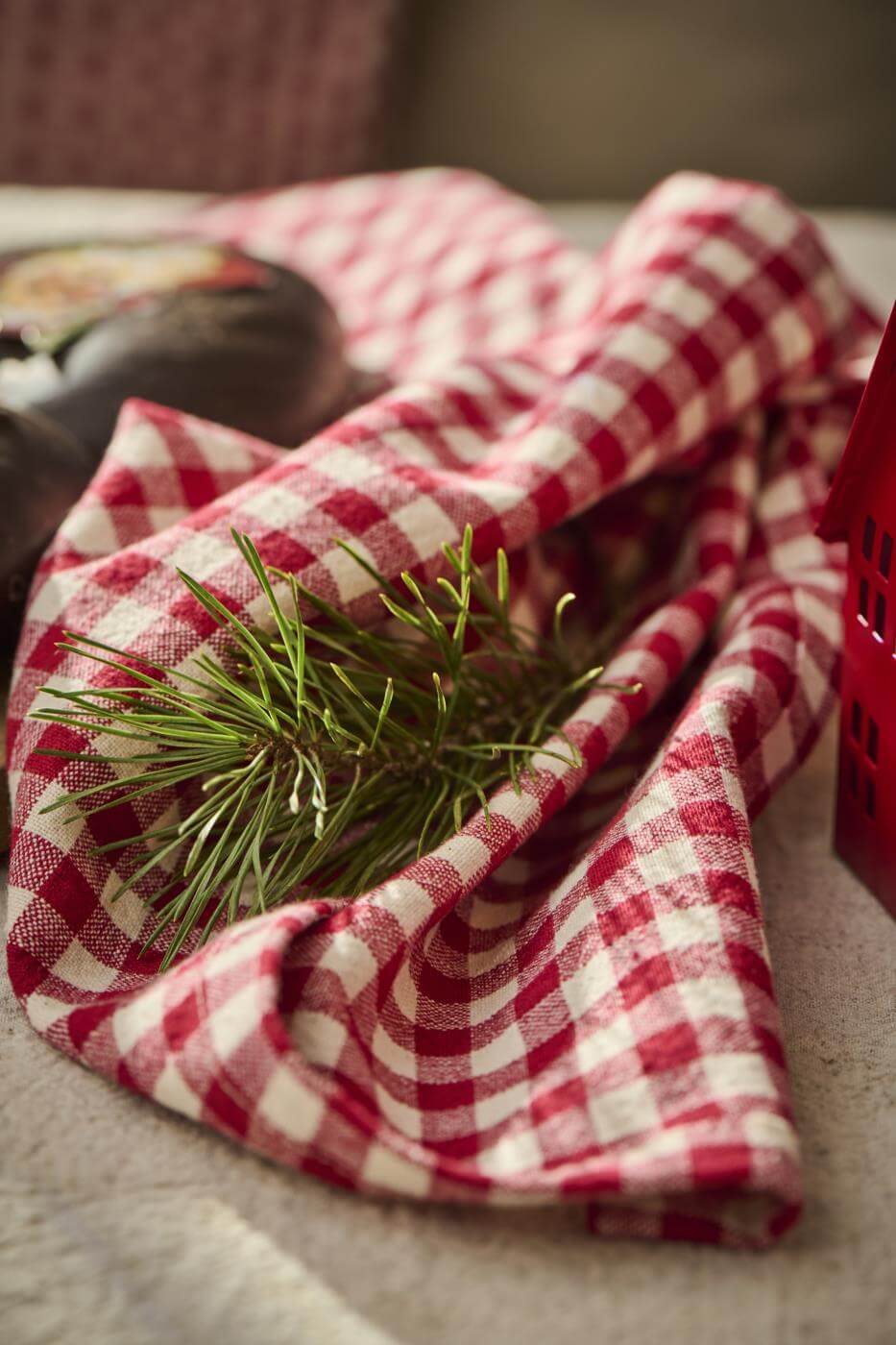 farmhouse kitchen style red and white gingham tea towel