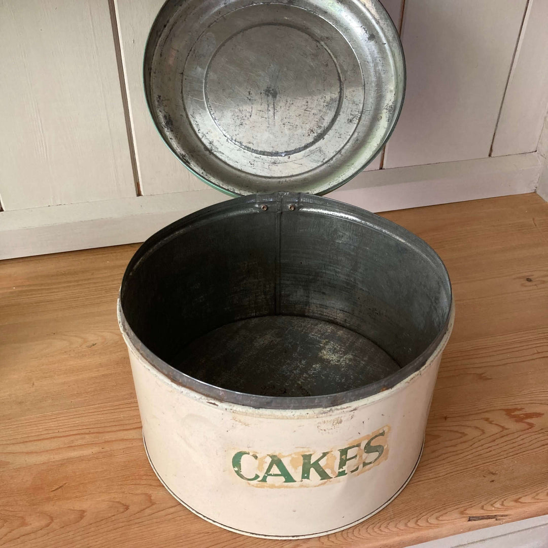 Vintage Cream and Green Tala Cake Tin